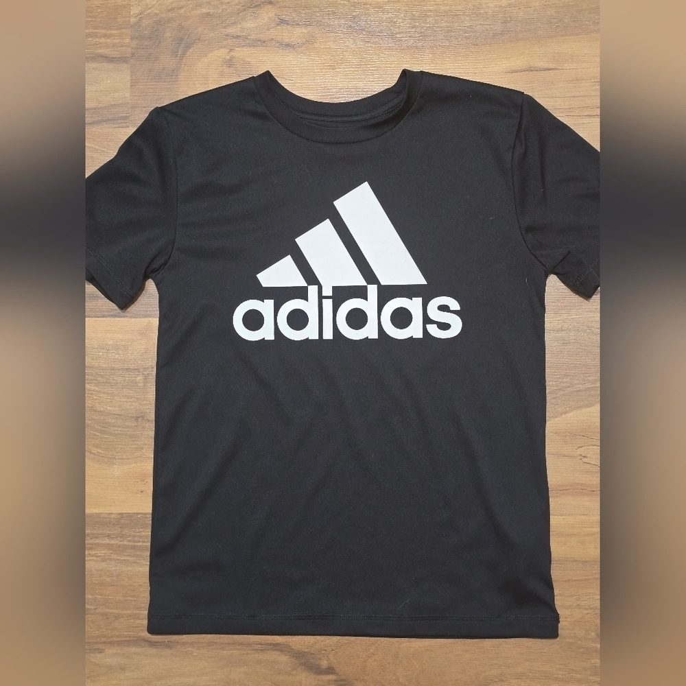 Adidas Boys Black Logo T-Shirt Size 8